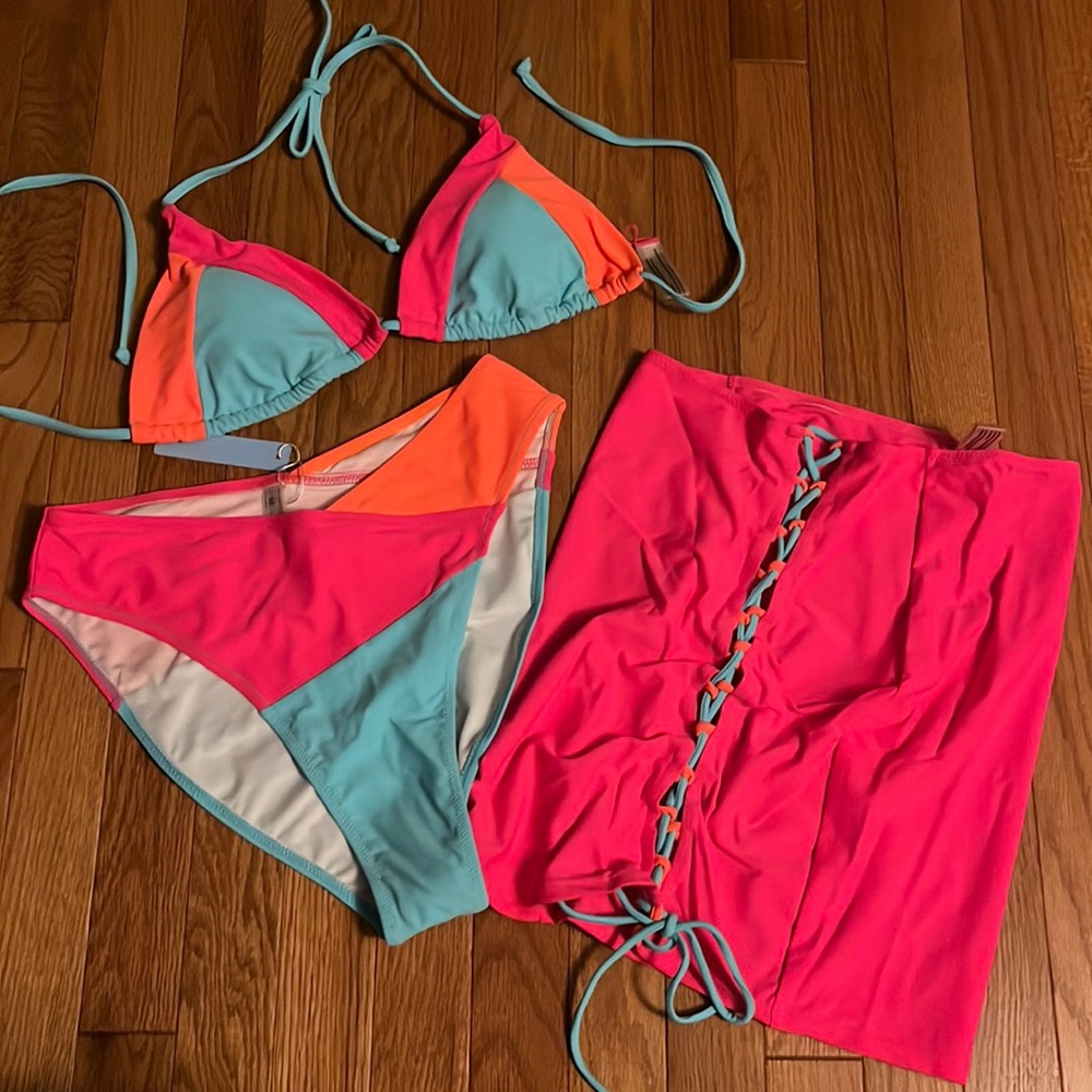 NWT Popvil Medium Neon String Bikini